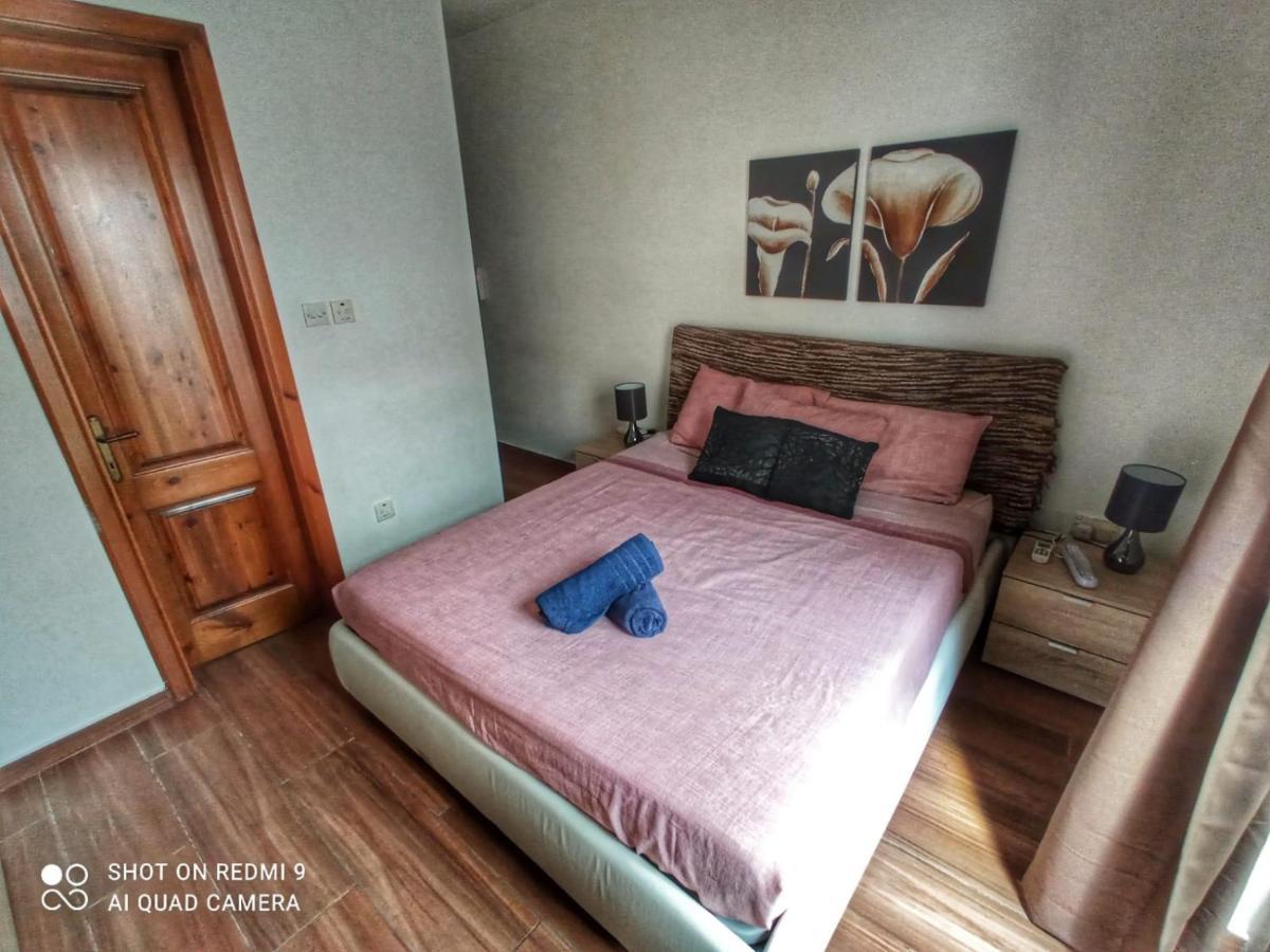 Town House With Private Pool In Village Centre Kalkara Εξωτερικό φωτογραφία
